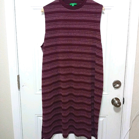 dip Dresses & Skirts - 👗Dip sleeveless striped dress👗